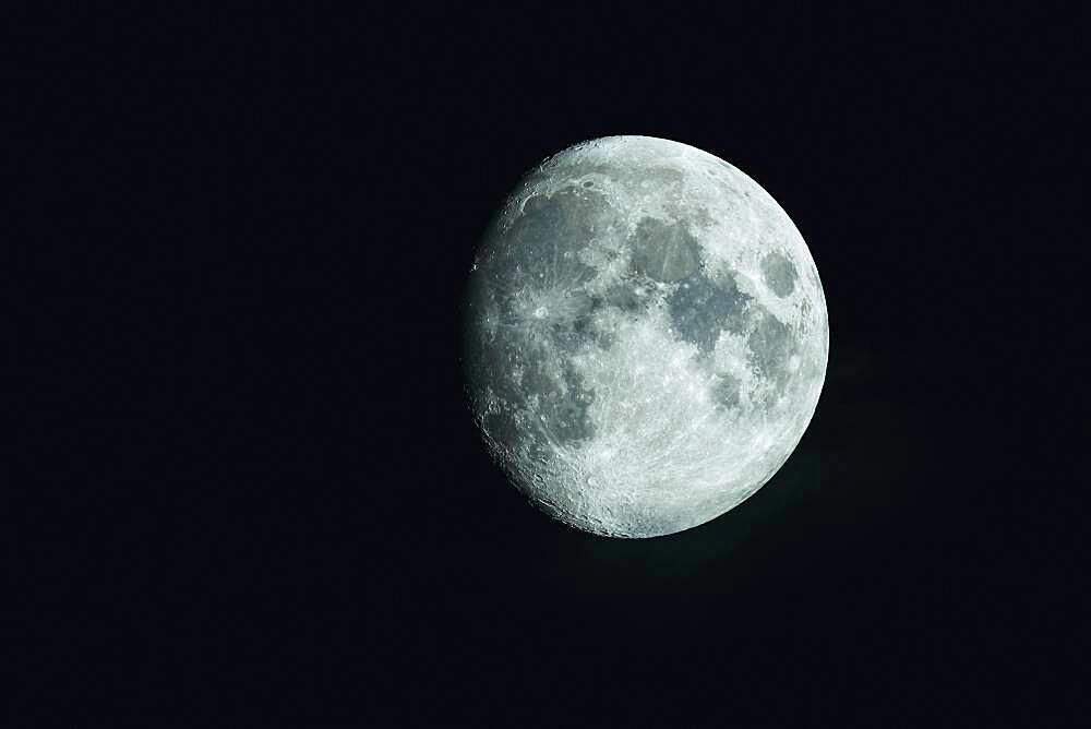 Fullmoon in the black sky, Devon, England, United Kingdom, Europe