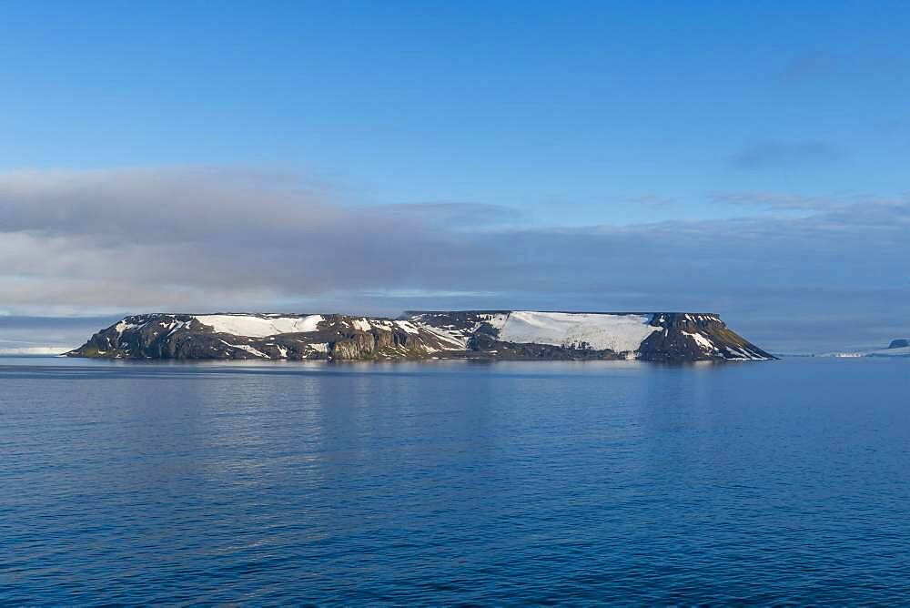 Flat table mountains covered with ice, Franz Josef Land archipelago, Russia, Europe