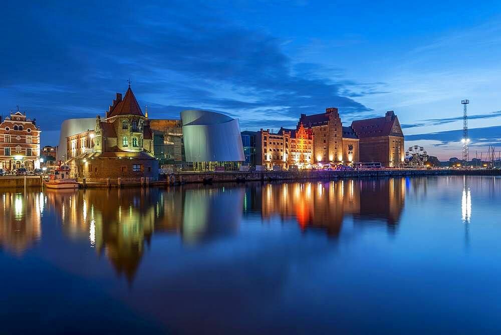 Ozeaneum, Oceanographic Museum next to old warehouses, Stralsund, Mecklenburg-Vorpommern, Germany, Europe