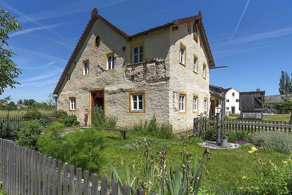 Seldenhaus, small farmstead with garden built 1668 rebuilt 1871, Franconian Open Air Museum, Bad Windsheim, Middle Franconia, Bavaria, Germany, Europe