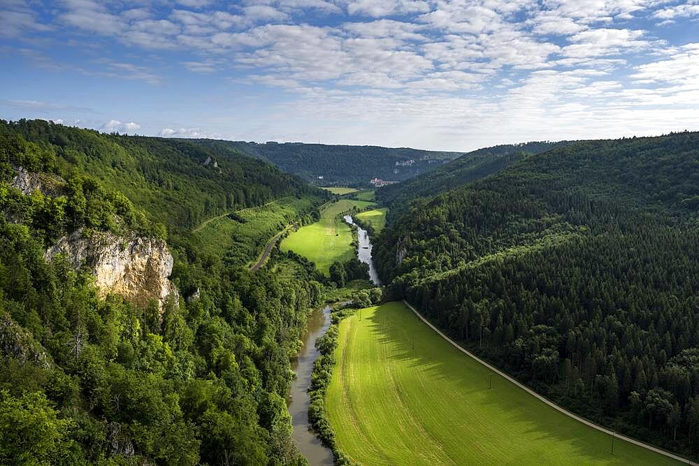 View from the Knopfmacherfelsen into the Danube valley, Beuron, Swabian Alb, Baden-Wuerttemberg, Germany, Europe