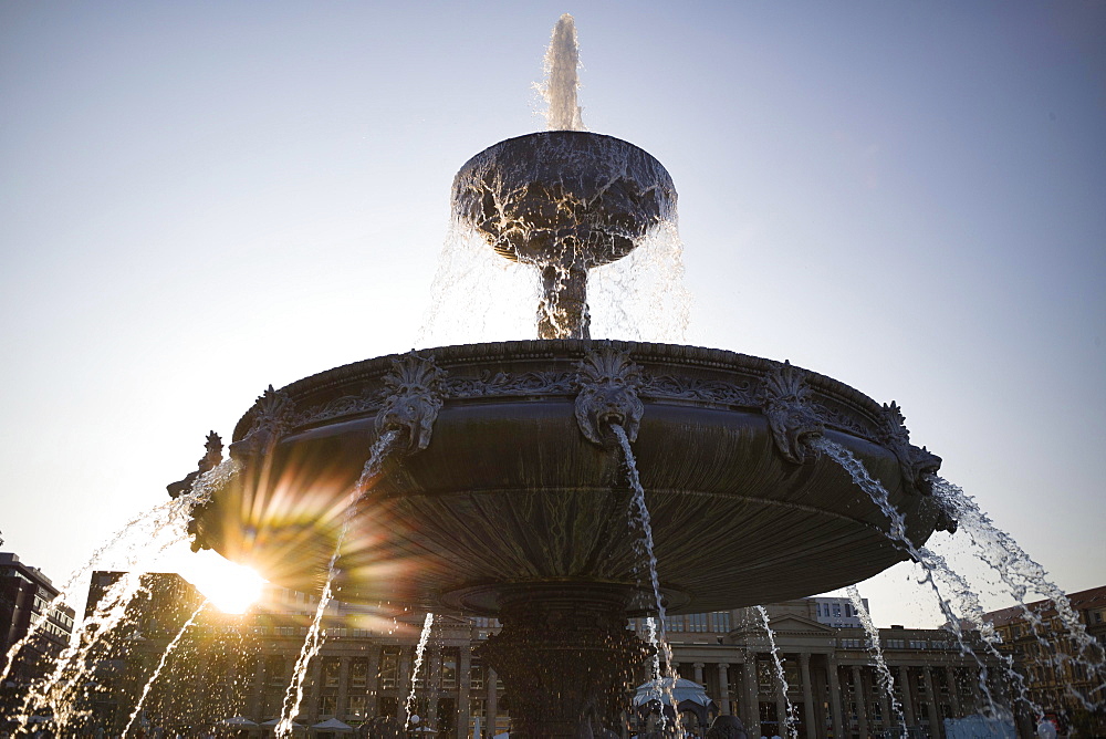 Fountain on Schlossplatz in front of Koenigsbau, Stuttgart, Baden-Wuerttemberg, Germany, Europe