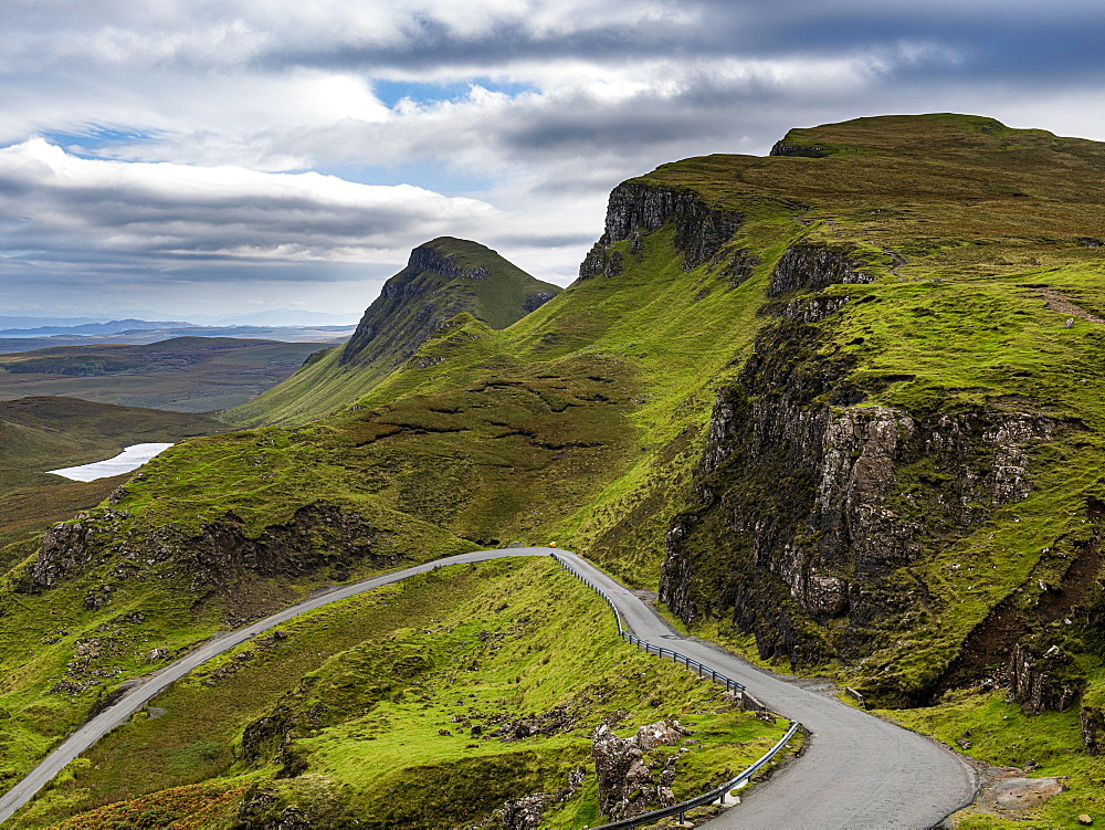 Mountain scenery, Quiraing landslip, Isle of Skye, Scotland, UK