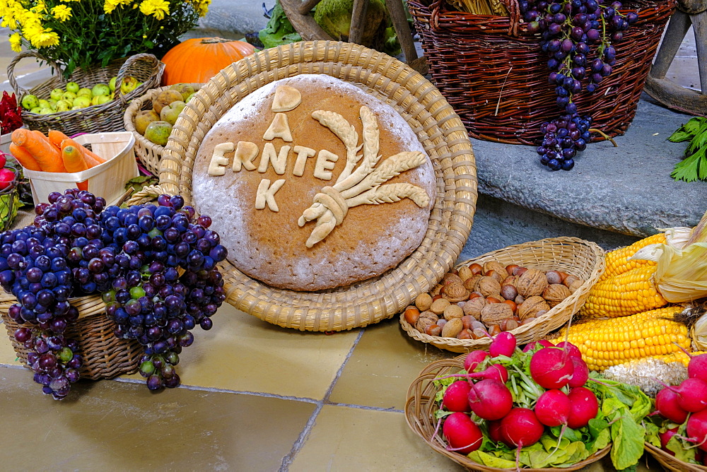 Harvest Thanksgiving, Altar, Parish Church of St. Kilian, Bad Heilbrunn, Upper Bavaria, Bavaria, Germany, Europe