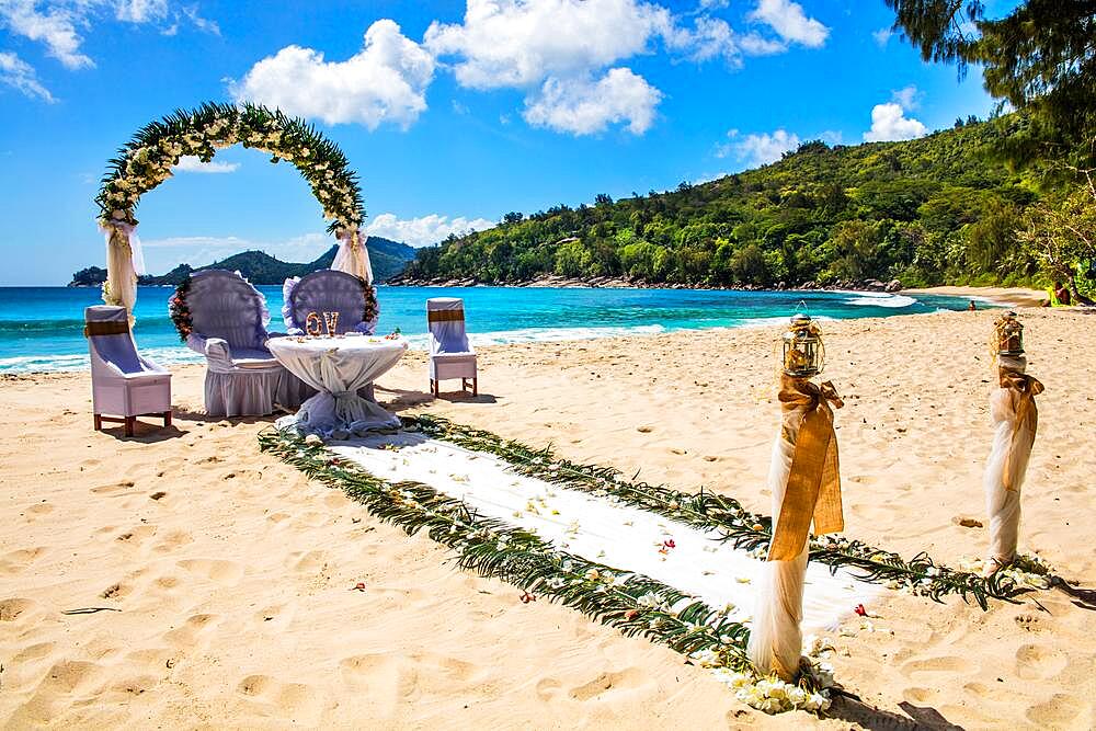 Wedding preparations on Takamaka beach, Mahe, Seychelles, Mahe, Seychelles, Africa