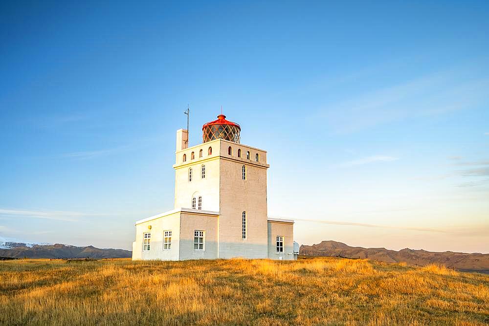 Dyrholaey Lighthouse, Cape Dyrholaey, Vik i Myrdal, Suourland, South Iceland, Iceland, Europe