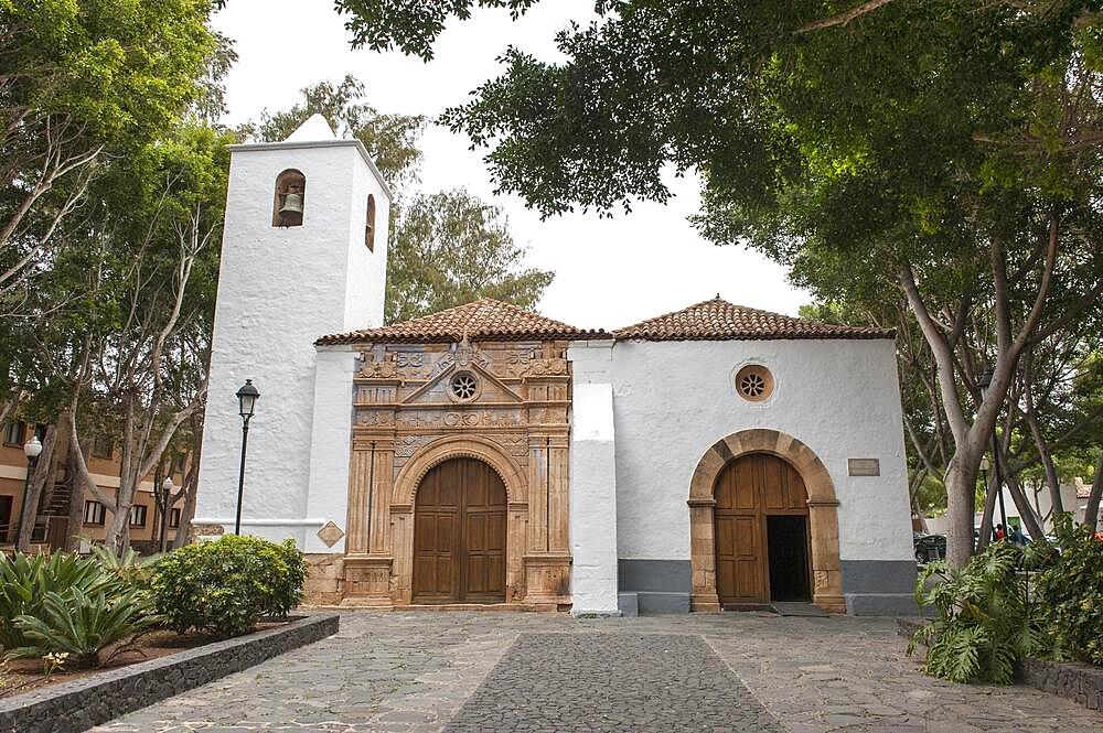 Church with two portals, parish church, Iglesia de Nuestra Senora de Regla, Pajara, Fuerteventura, Canary Islands, Spain, Europe