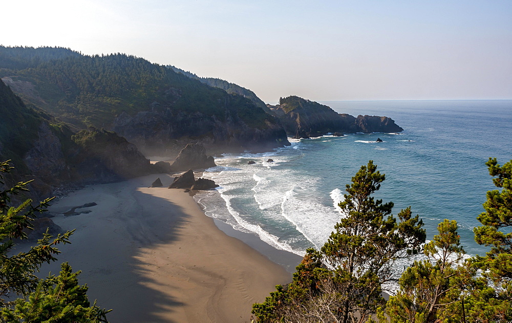 Sandy beach beach by the sea, coastal landscape with rugged rocks, Samuel H. Boardman State Scenic Corridor, Indian Sands Trail, Oregon, USA, North America