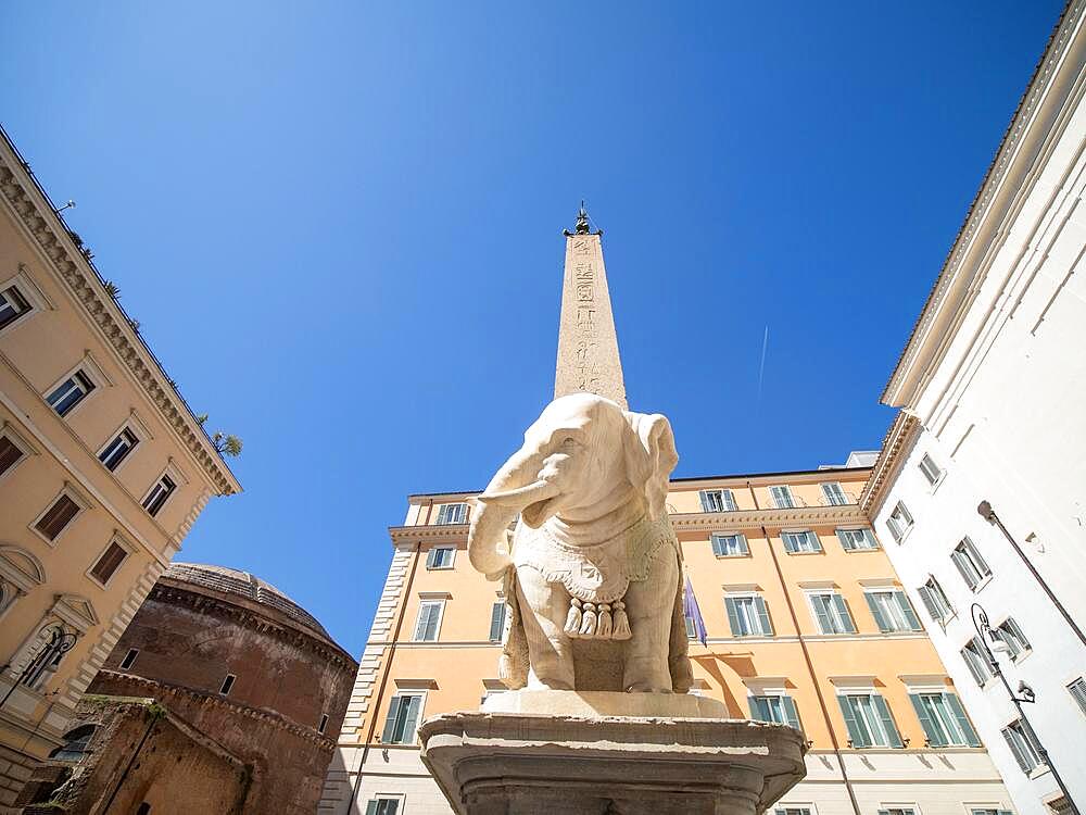 Elephant sculpture by Bernini in front of Santa Maria sopra Minerva, Rome, Italy, Europe