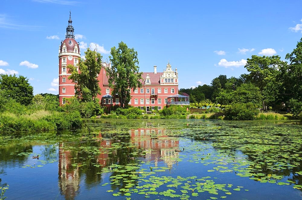 New Palace, Muskau Park, Prince Pueckler Park, UNESCO World Heritage Site, Bad Muskau, Saxony, Germany, Europe