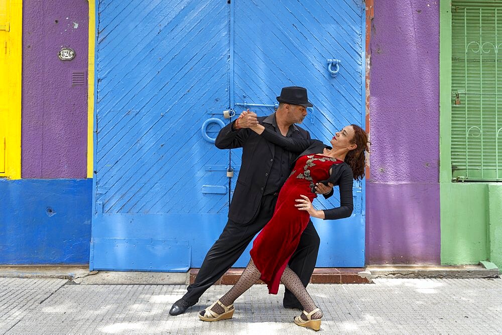 Tango dancers, Tango Argentina, La Boca district, Buenos Aires, Argentina, South America