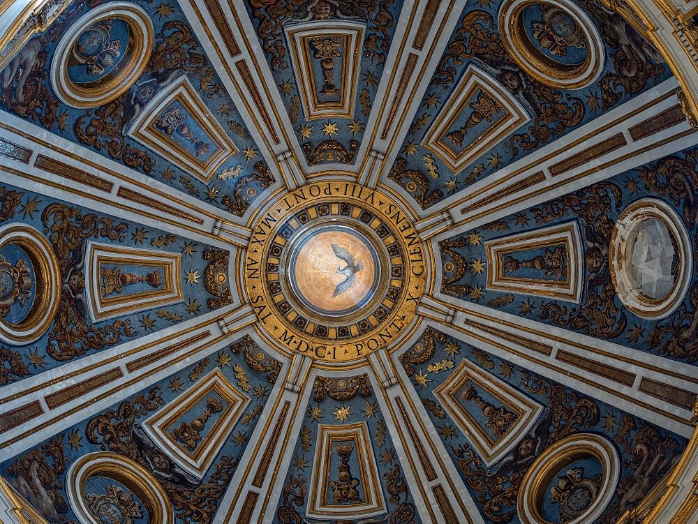 Dome in St. Peter's Basilica, Vatican, Rome, Lazio, Italy, Europe