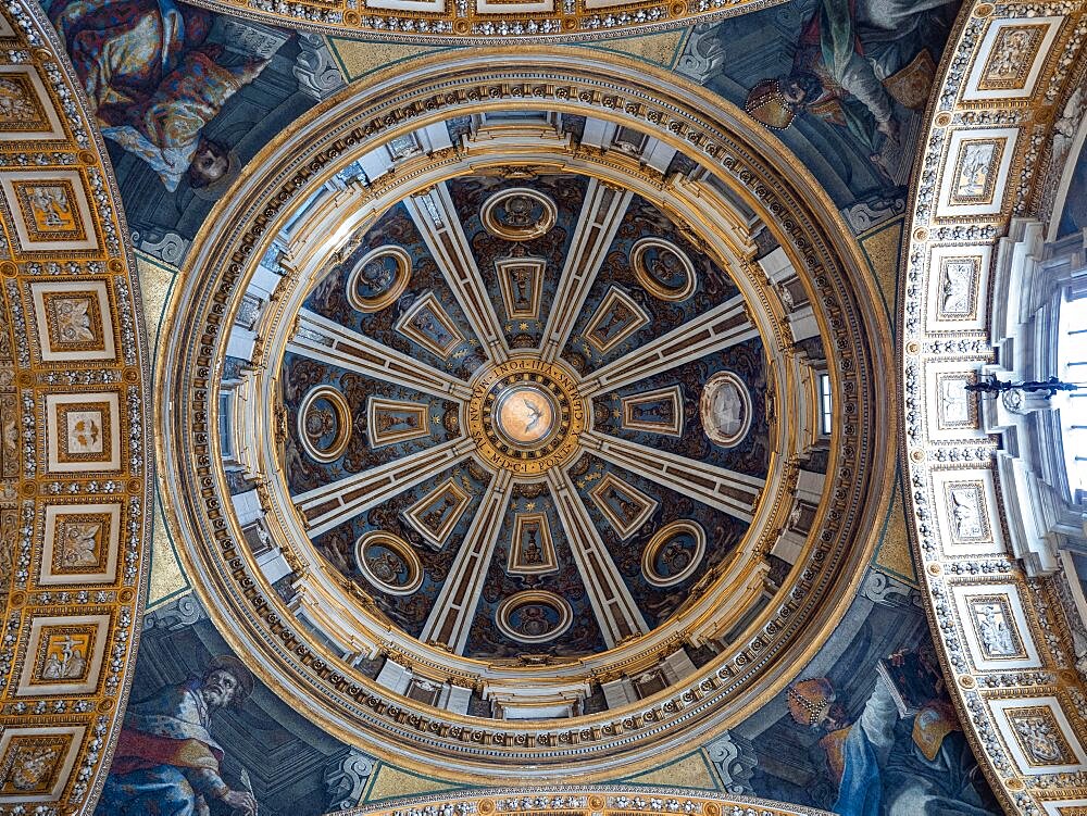 Dome in St. Peter's Basilica, Vatican, Rome, Lazio, Italy, Europe