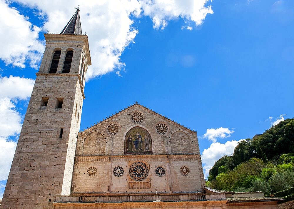 Bell tower, campanile and east facade with rose windows of the Cathedral of Santa Maria Assunta in Spoleto, Perugia Province, Umbria, Italy, Europe