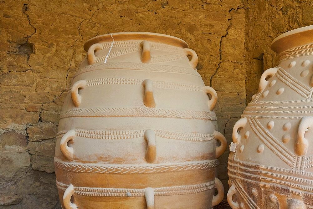 Storage room, bulbous pithoi with many handles, clay vessel, Palace of Knossos, Heraklion, Central Crete, Island of Crete, Greece, Europe