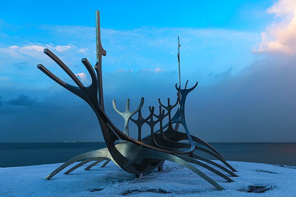 Viking Ship Sculpture at Sunset, Sun Voyager, Reykjavik, Reykjanes Peninsula, Sudurnes, Iceland, Europe