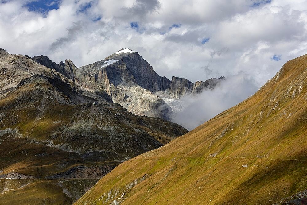 Clouds on the Furkahorn, view from Taelli, Furka Pass, Valais, Switzerland, Europe