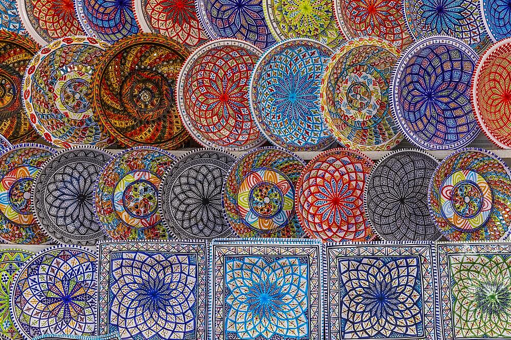 Coloured ceramic plates at the weekly market market in Portoferraio, Elba, Tuscan Archipelago, Tuscany, Italy, Europe