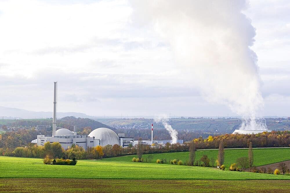 Neckarwestheim nuclear power plant, field landscape, Neckarwestheim, Baden-Wuerttemberg, Germany, Europe