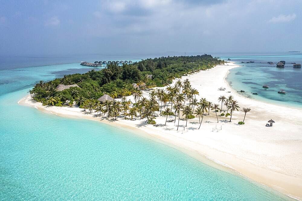 Helicopter View, Asia, Indian Ocean, Maldives, Lhaviyani Atoll, Six Senses Kanuhura Island Resort, with beaches and water bungalows, Asia