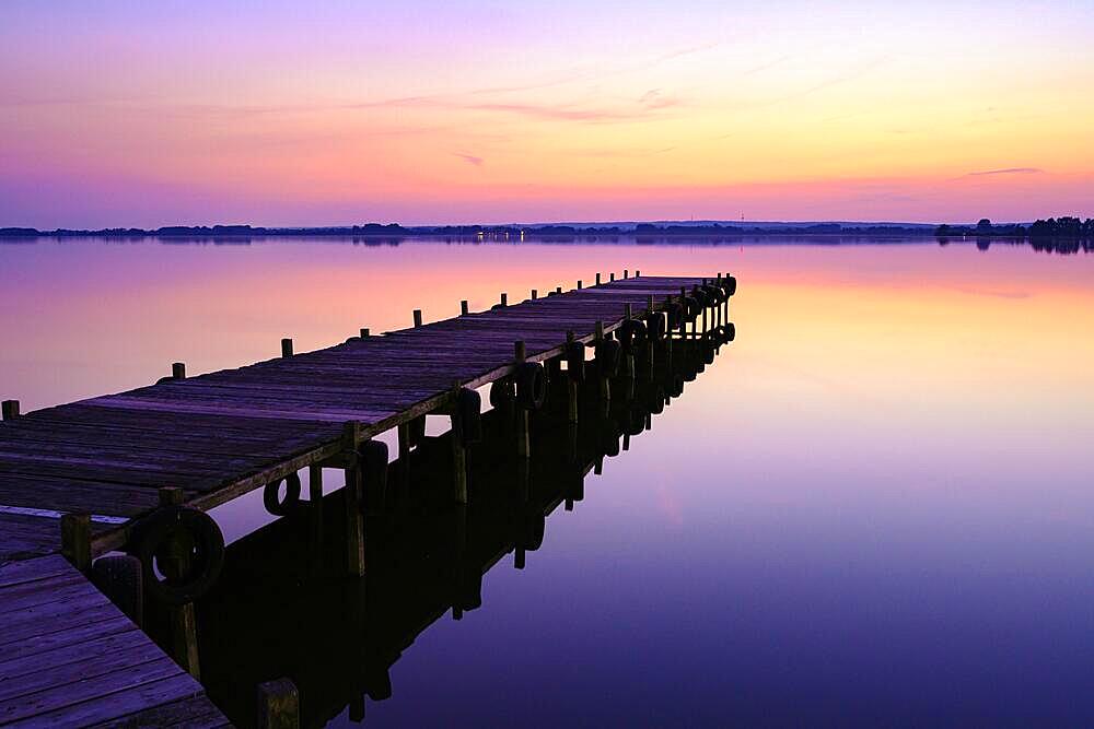 Evening at Lake Duemmer, sunset, evening glow, silence, vastness, tranquillity, water, inland lake, Lembruch, Lower Saxony, Germany, Europe