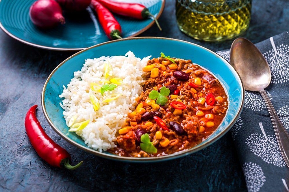 Hot Chilli con carne with rice served in bowl