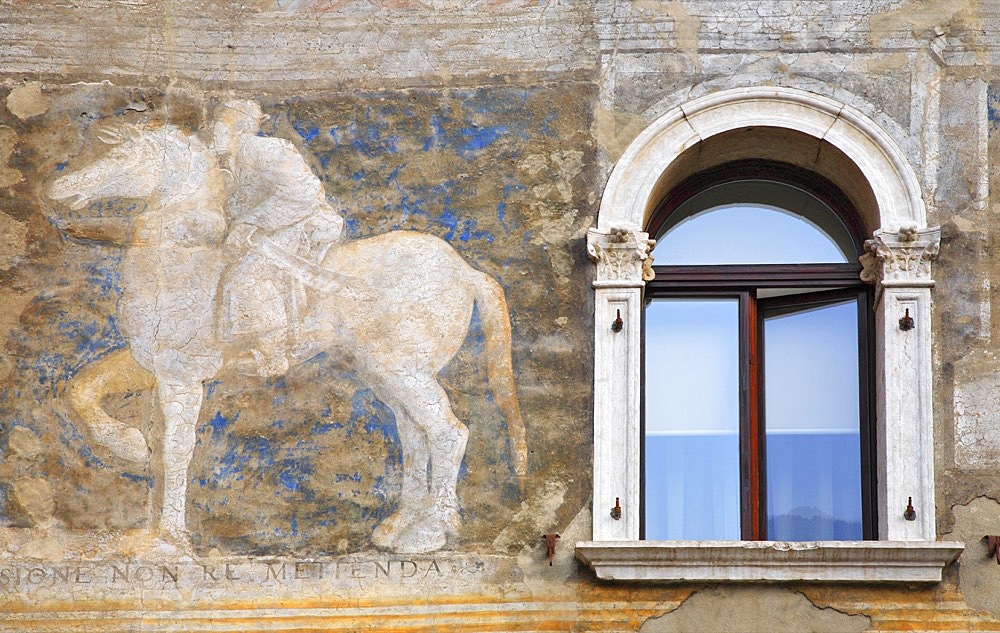 House facades with frescoes on the market square of Trento, South Tyrol, Italy, Europe