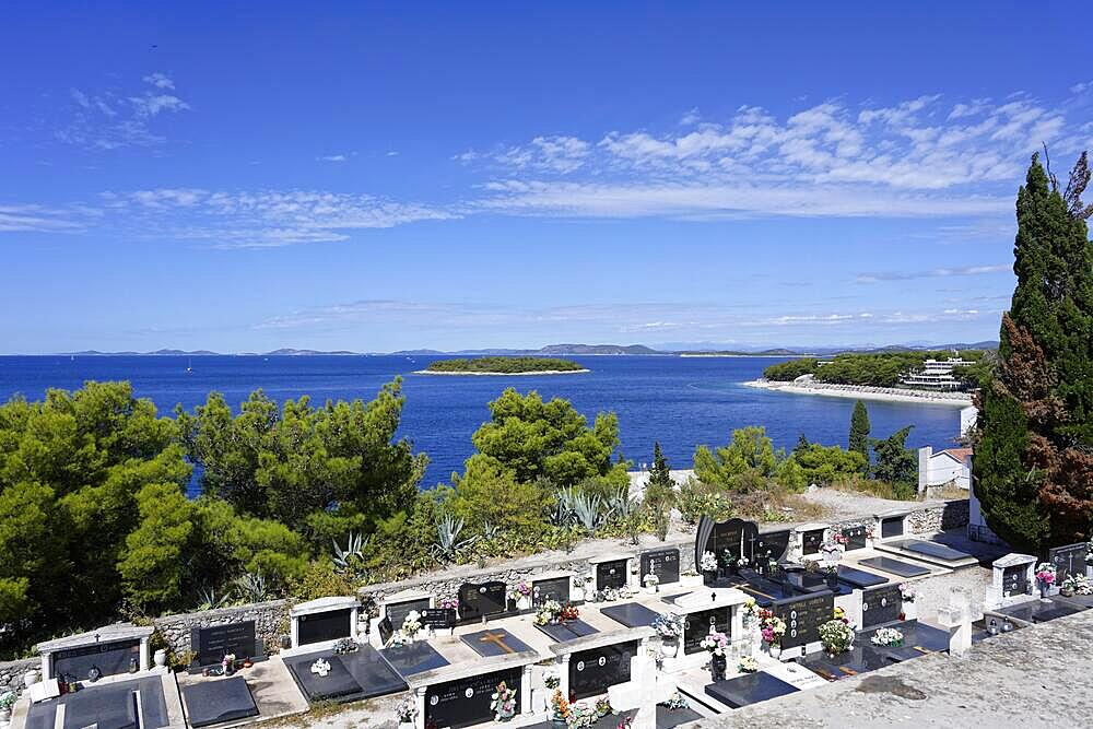 Cemetery, Primosten, Sibensko-Kninska, Croatia, Europe