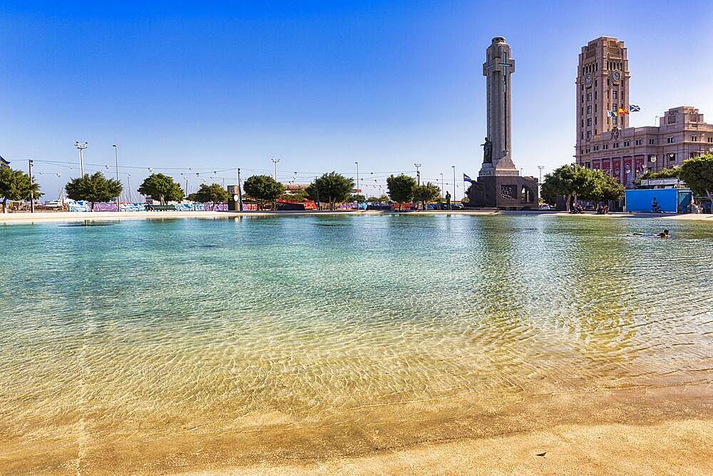 Plaza de Espana, artificial lake with monument and administrative building, city centre, Santa Cruz de Tenerife, Tenerife, Spain, Europe