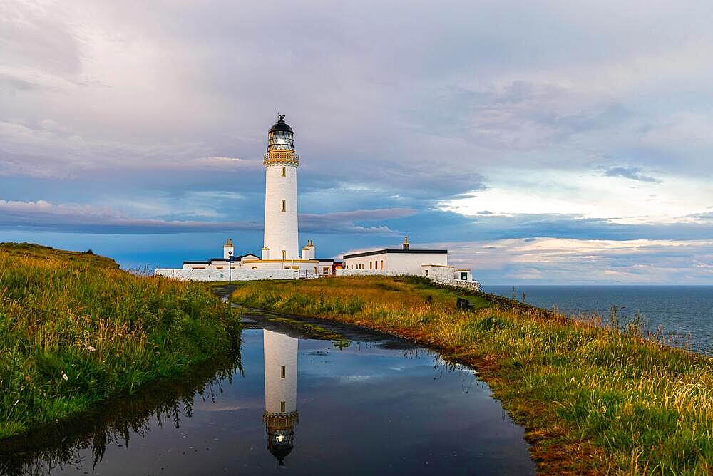 Sunset over Mull of Galloway Lighthouse, Mainland Scotland, UK