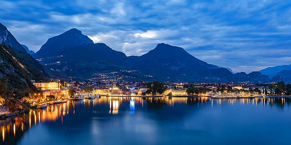 Town view of Riva del Garda at night, Lake Garda, Trentino-Alto Adige, Italy, Europe