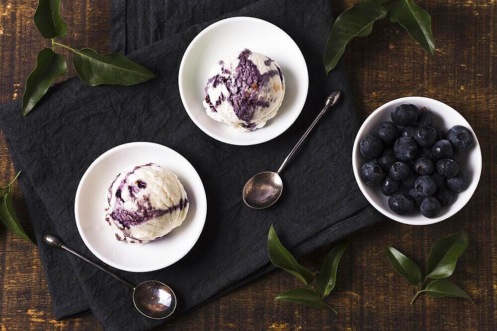 Top view homemade ice cream with blueberries