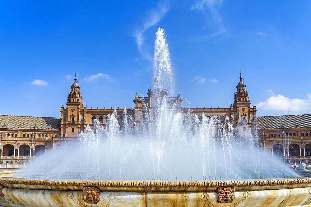 Fountain in the Plaza de Espana in Seville, Andalusia, Spain, Europe