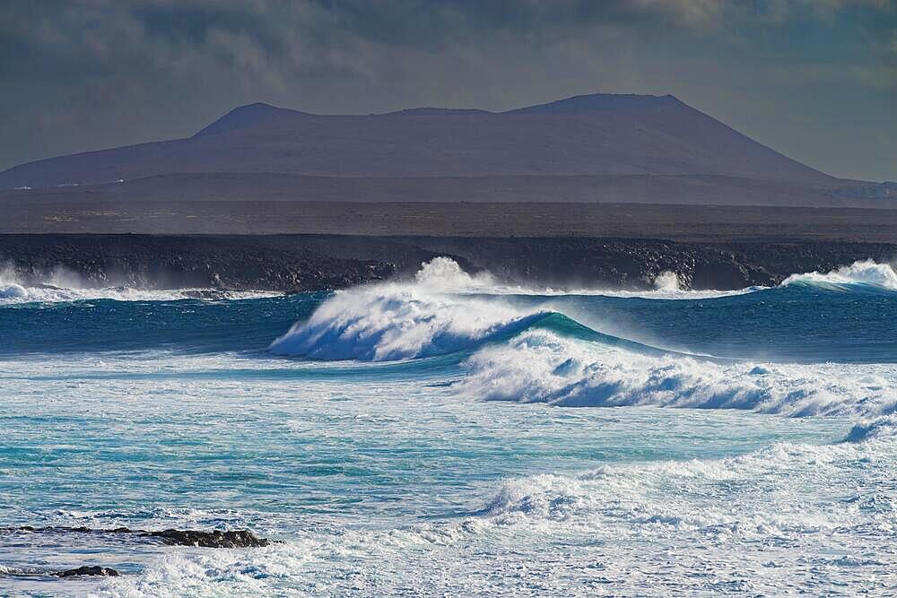 Surf waves, rocky coast at Los Hervideros, Lanzarote, Canary Islands, Canary Islands, Spain, Europe