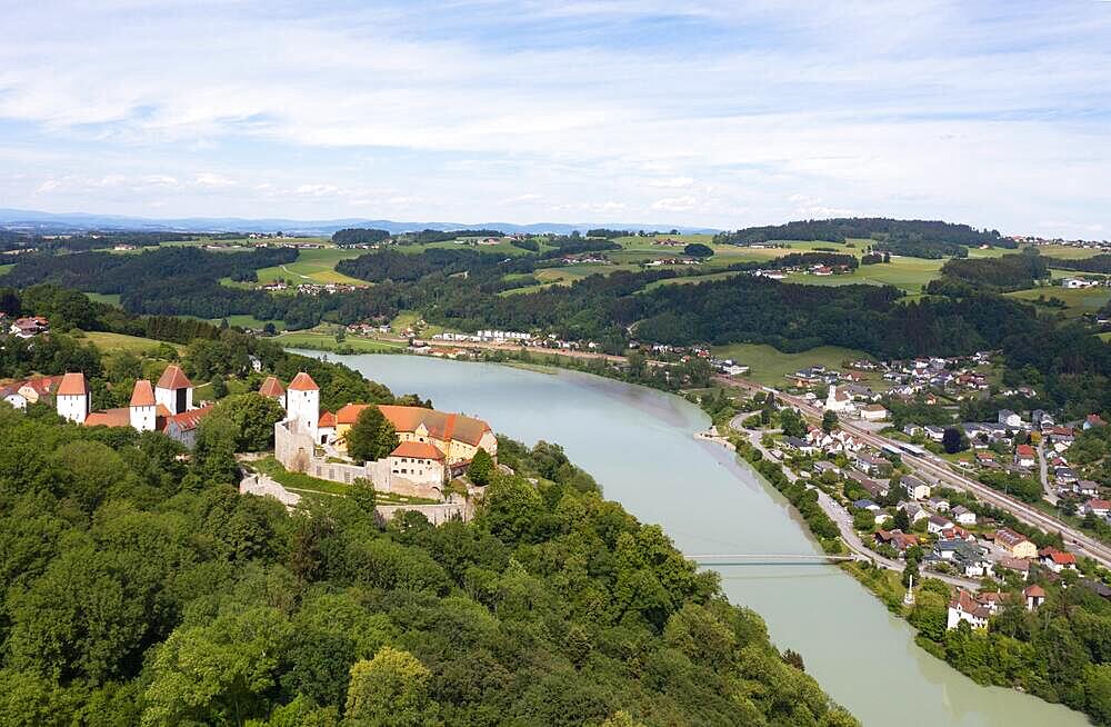 Drone shot, Neuburg am Inn Castle with view to Wenstein am Inn, Neuburg am Inn, Lower Bavaria, Bavaria, Germany, Austria, Europe
