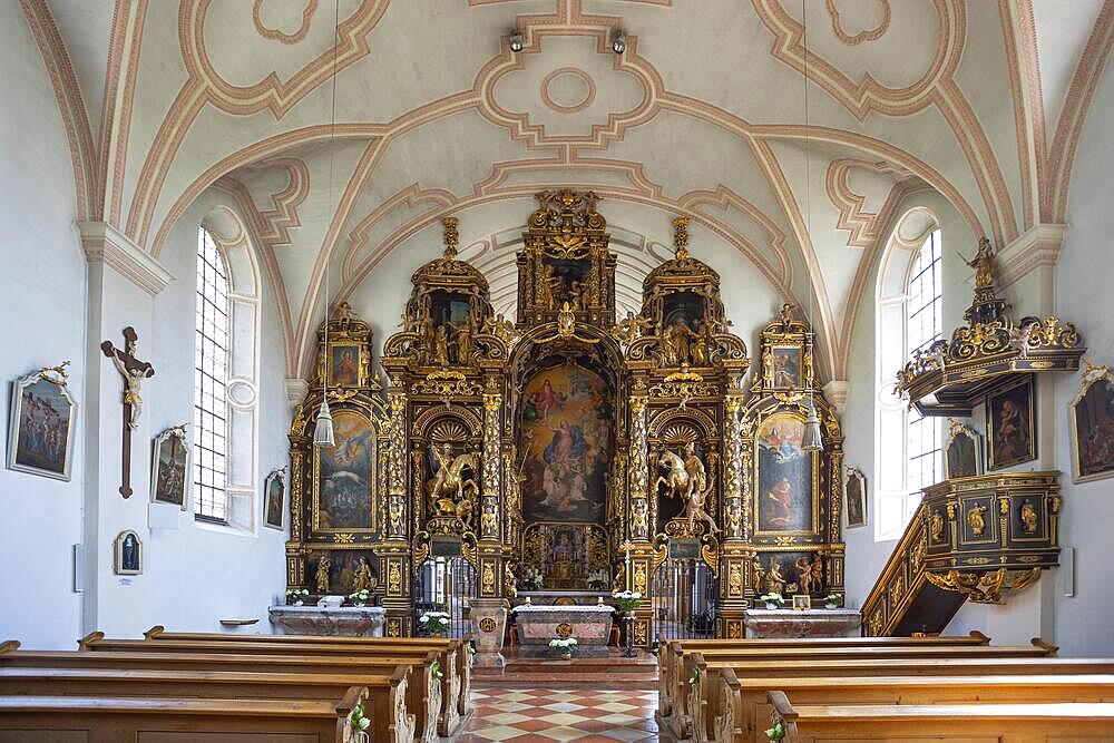 Altar in the pilgrimage church Maria Himmelfahrt in Sammarei, Klosterwinkel, Ortenburg, Lower Bavaria, Germany, Europe