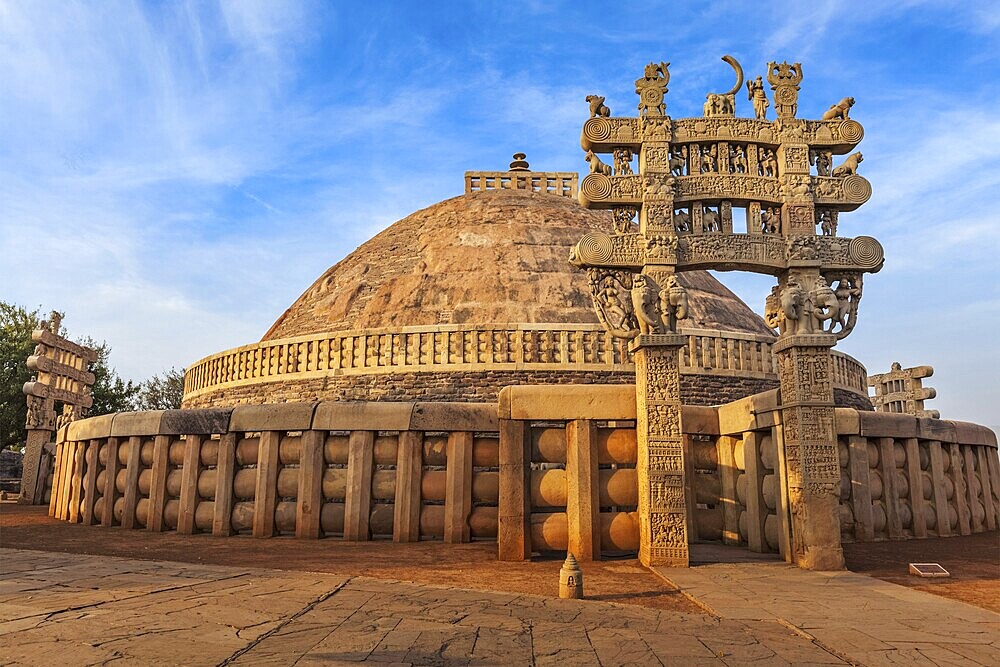 Great Stupa, ancient Buddhist monument. Sanchi, Madhya Pradesh, India, Asia