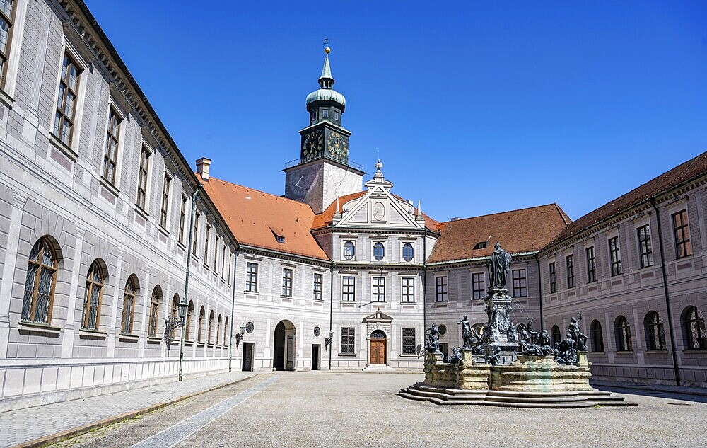 Fountain courtyard with Perseus Fountain, inner courtyard in the Munich Residence, Munich, Upper Bavaria, Bavaria, Germany, Europe