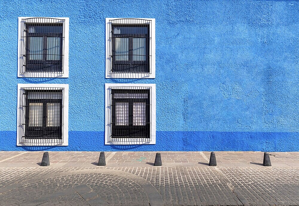 Central Mexico, Aguascalientes colourful streets and colonial houses in historic city centre, one of the main city tourist attractions