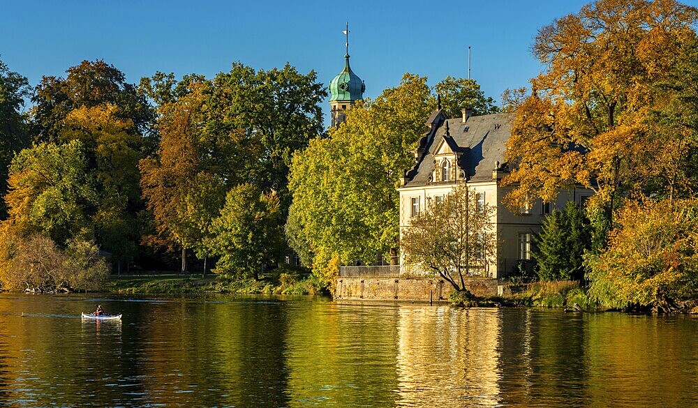 Havel, Klein Glienicke in autumn, canoe, Potsdam, Brandenburg, Germany, Europe