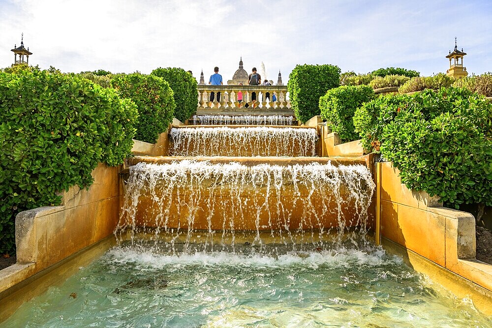 Water features in front of the Palau Nacional de Montjuic, National Palace at Montjuic, Museu Nacional d'Art de Catalunya, Barcelona, Catalonia, Spain, Europe