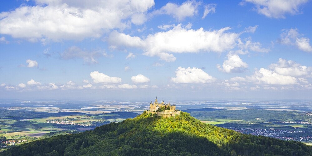 Hohenzollern Castle, Zollernalbkreis, Swabian Jura, Baden-Württemberg, Germany, Europe