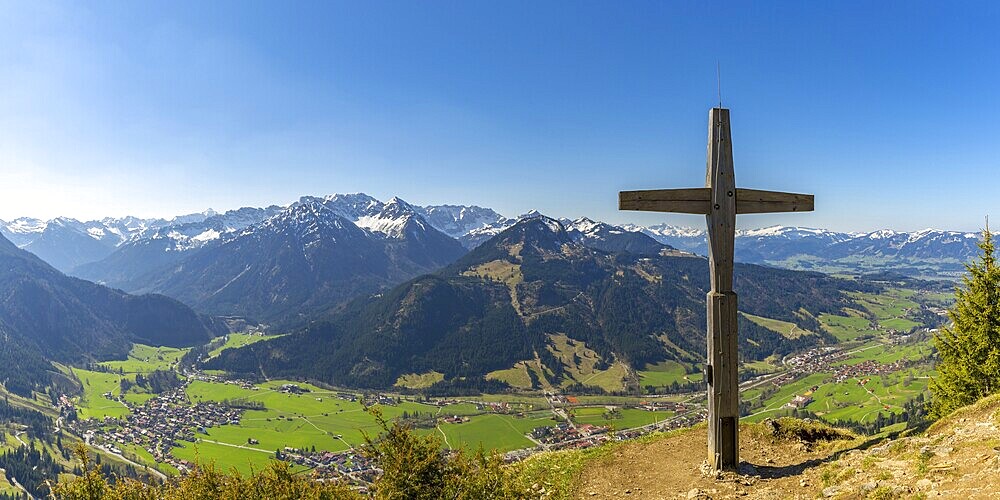 Panorama from Hirschberg, 1456m, into the Ostrachtal valley with Bad Oberdorf, Bad Hindelang and Imberger Horn, 1656m, Oberallgäu, Allgäu, Swabia, Bavaria, Germany, Europe