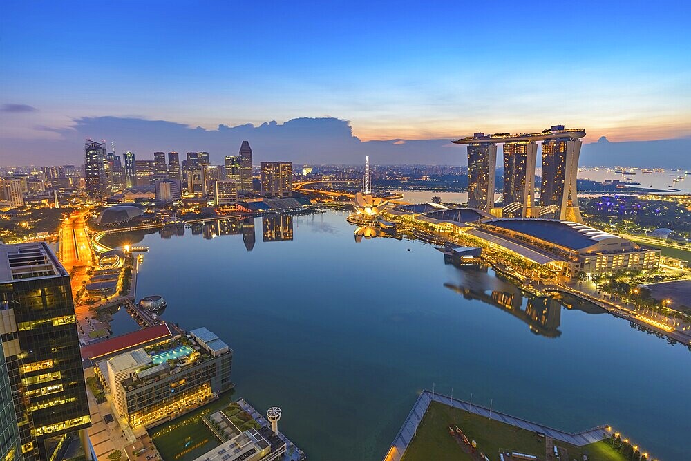 Singapore city skyline at Marina Bay when sunrise