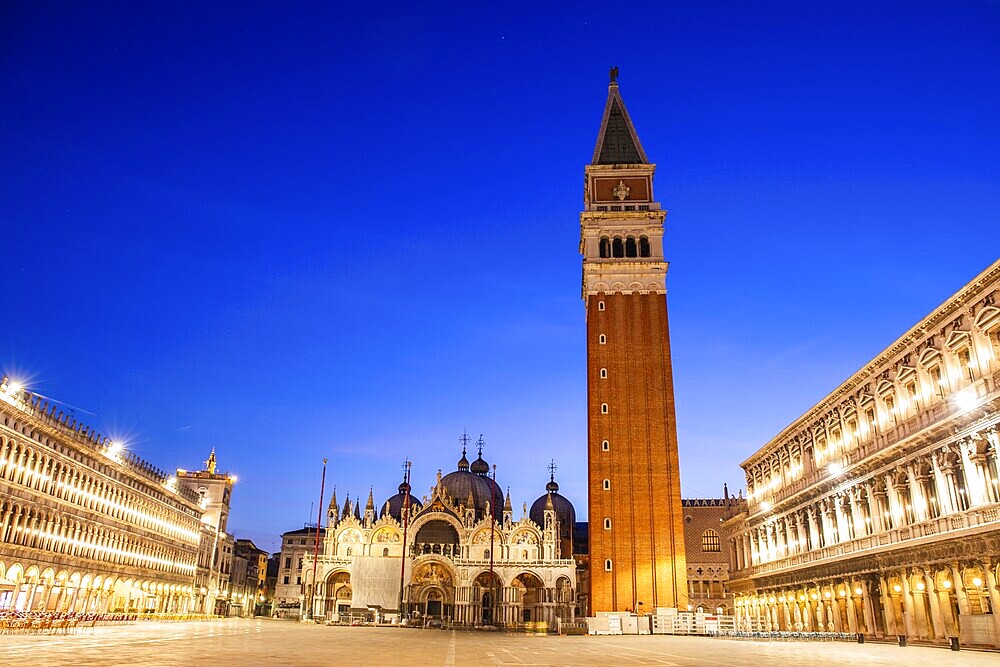 Morning atmosphere in front of sunrise, St Mark's Square, Venice, Italy, Europe