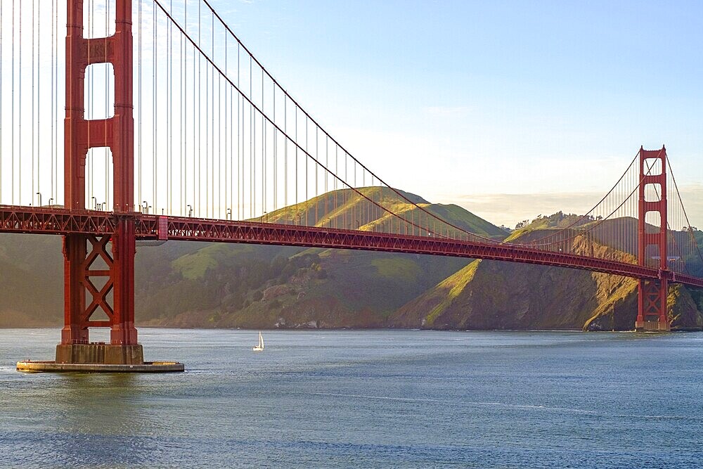 Golden Gate Bridge at dusk in March 2017