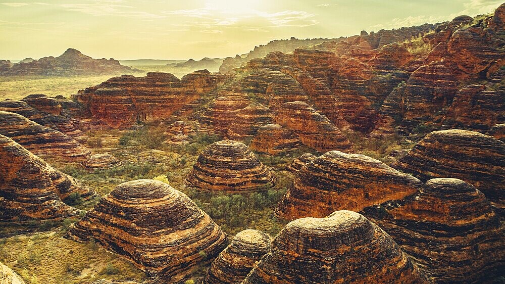 Bungle Bungle Range, Outback, hiking in Australia in high heat, Western Australia, Australia