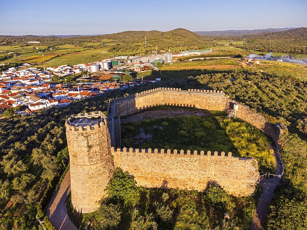 Castle of Arab origin, before 1392, Alanís, Sierra Morena, Sierra Norte de Sevilla, province of Seville, Andalusia