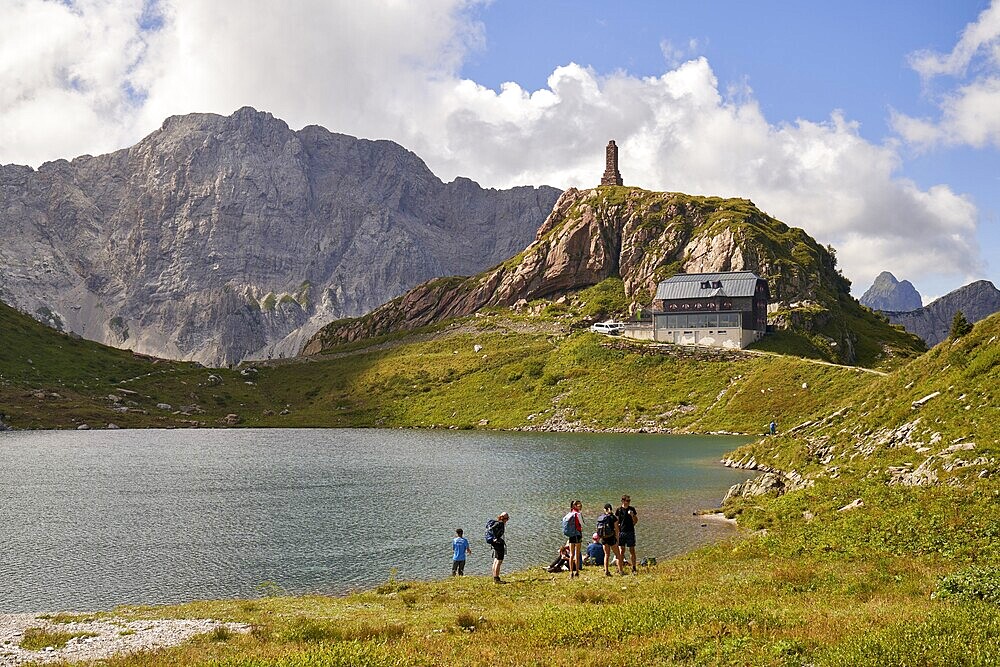 Wolayersee, Wolayerseehütte, Carnic Alps, Carinthia, Austria