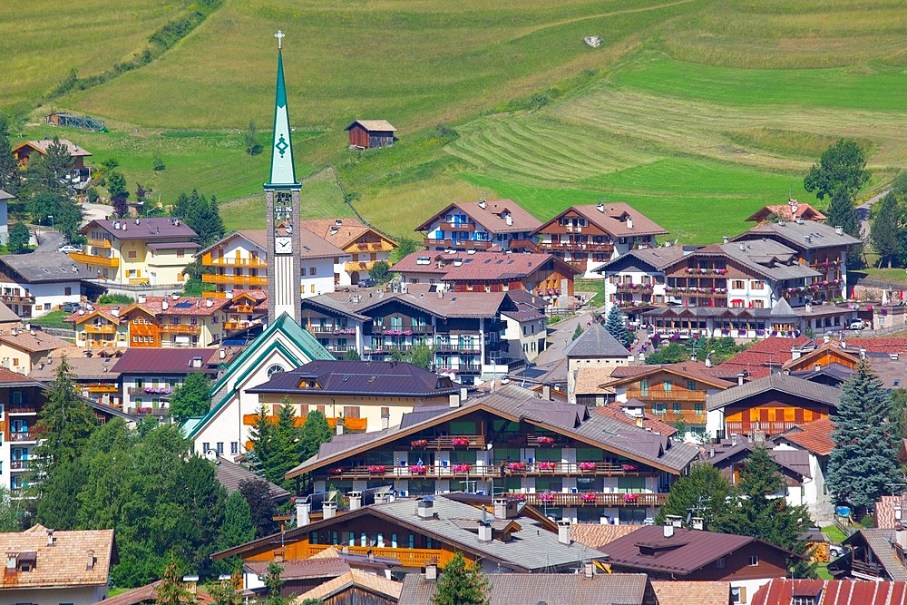 View over town, Pozza di Fassa, Fassa Valley, Trento Province, Trentino-Alto Adige/South Tyrol, Italian Dolomites, Italy, Europe